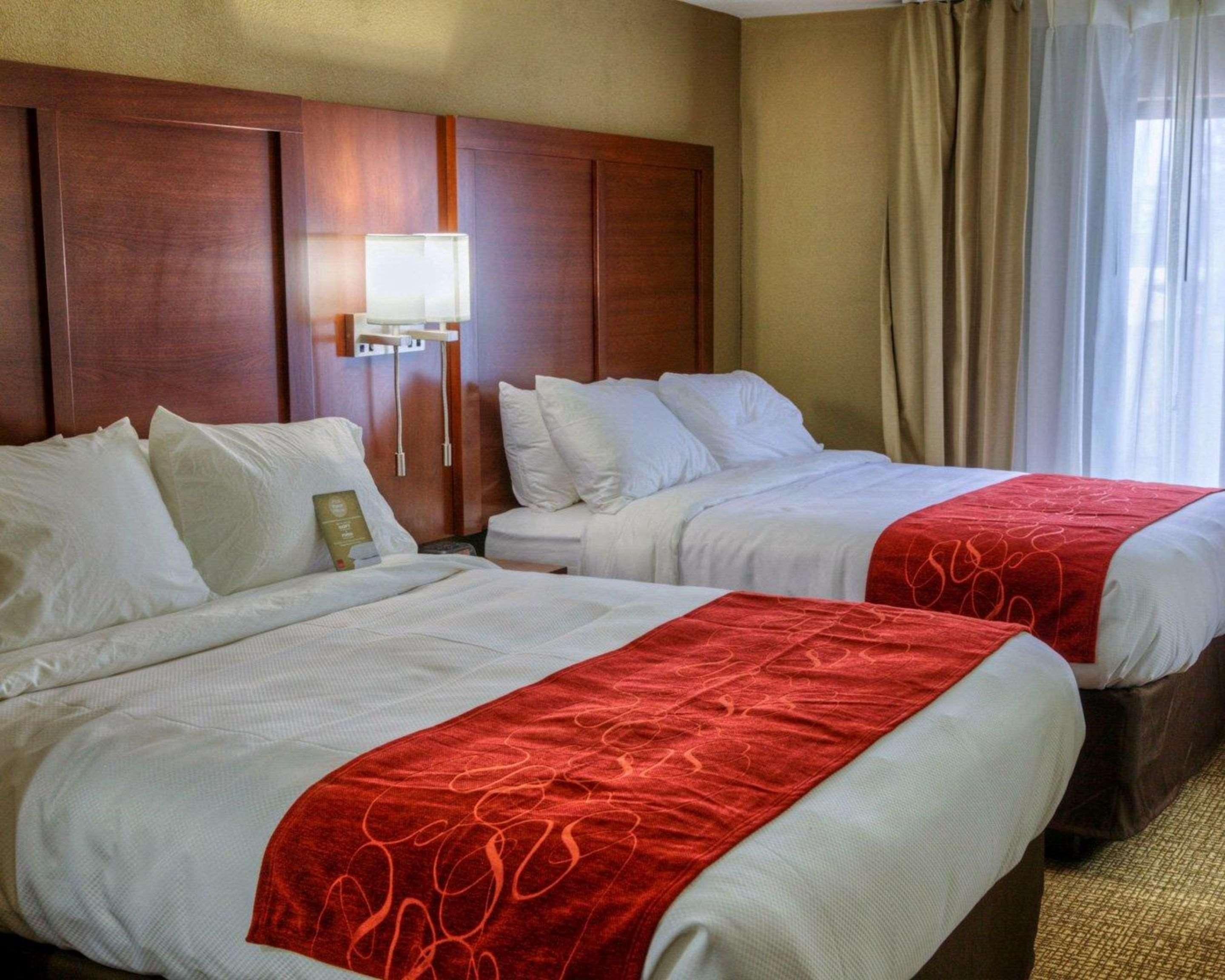 Comfort Suites Plymouth Near Us-30 Exteriér fotografie