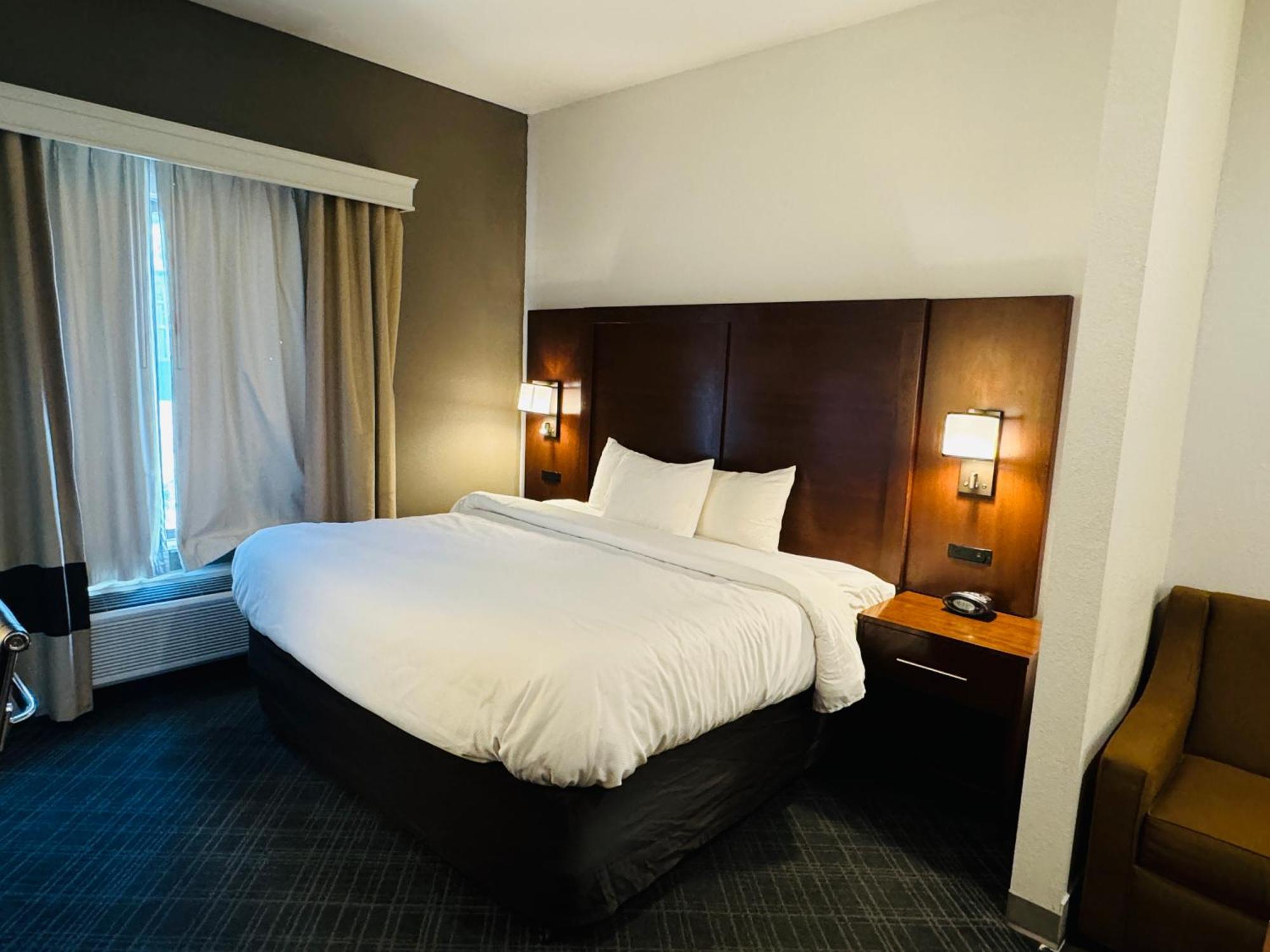 Comfort Suites Plymouth Near Us-30 Exteriér fotografie
