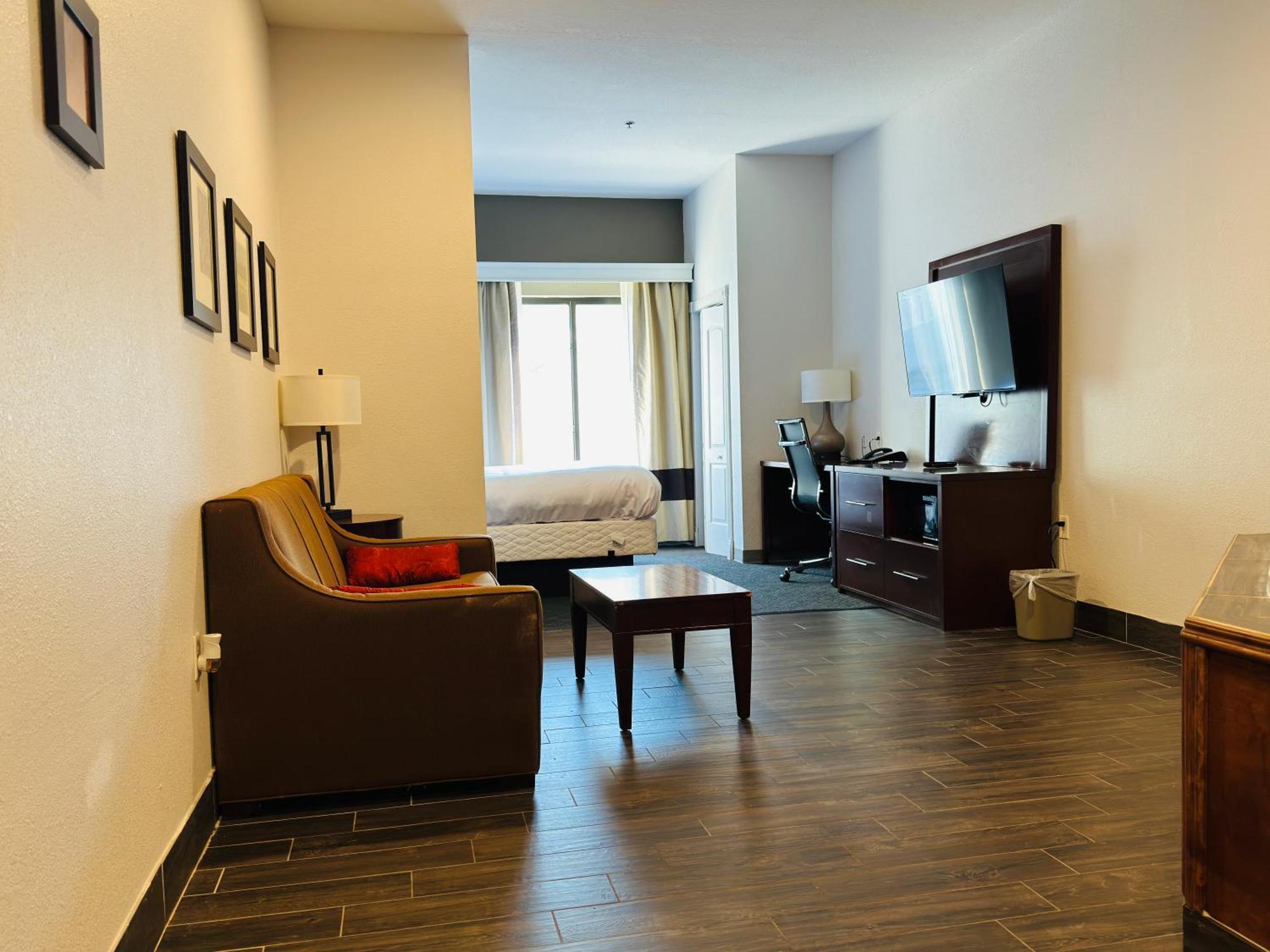 Comfort Suites Plymouth Near Us-30 Exteriér fotografie