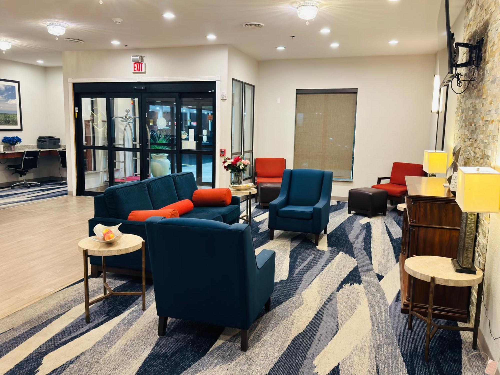 Comfort Suites Plymouth Near Us-30 Exteriér fotografie